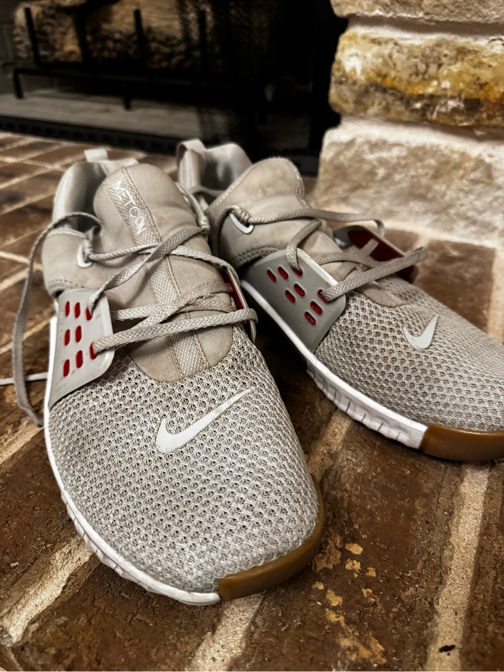 Nike Light Gray Mesh Sneakers with White Swoosh and Gum Sole
